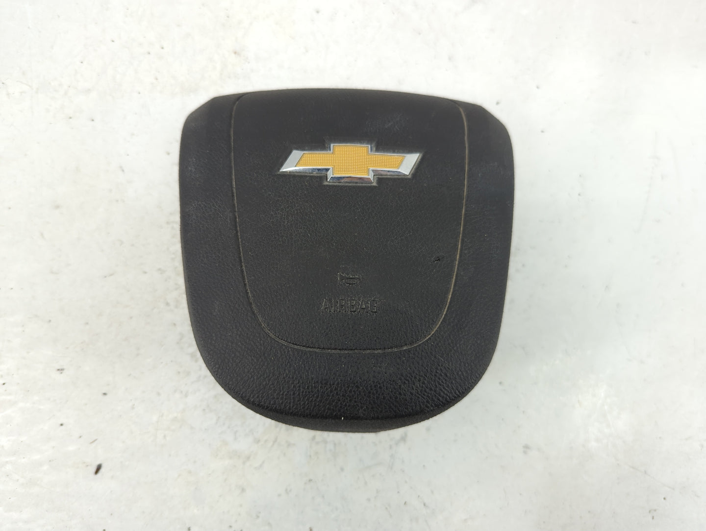 2013 Chevrolet Camaro Air Bag Driver Left Steering Wheel Mounted Fits OEM Used Auto Parts - Oemusedautoparts1.com