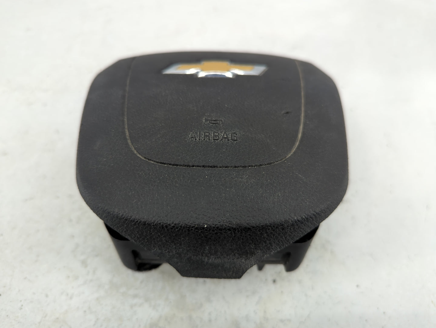2013 Chevrolet Camaro Air Bag Driver Left Steering Wheel Mounted Fits OEM Used Auto Parts - Oemusedautoparts1.com