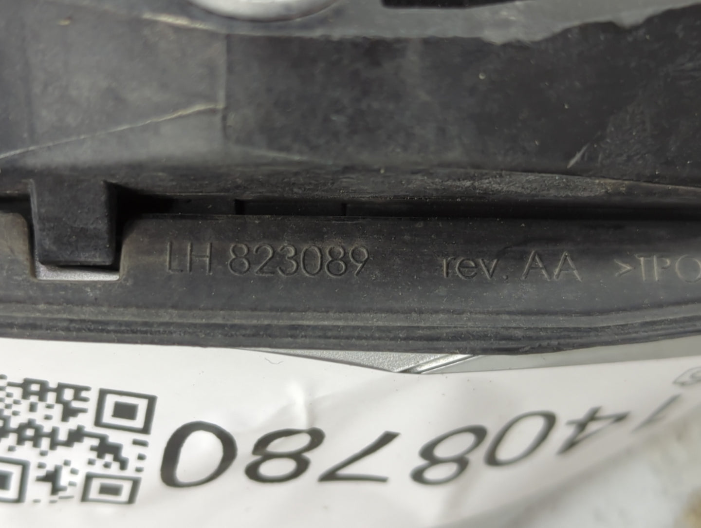 2010-2015 Chevrolet Camaro Driver Side View Mirror - Left Door Mirror OEM Used - Oemusedautoparts1.com