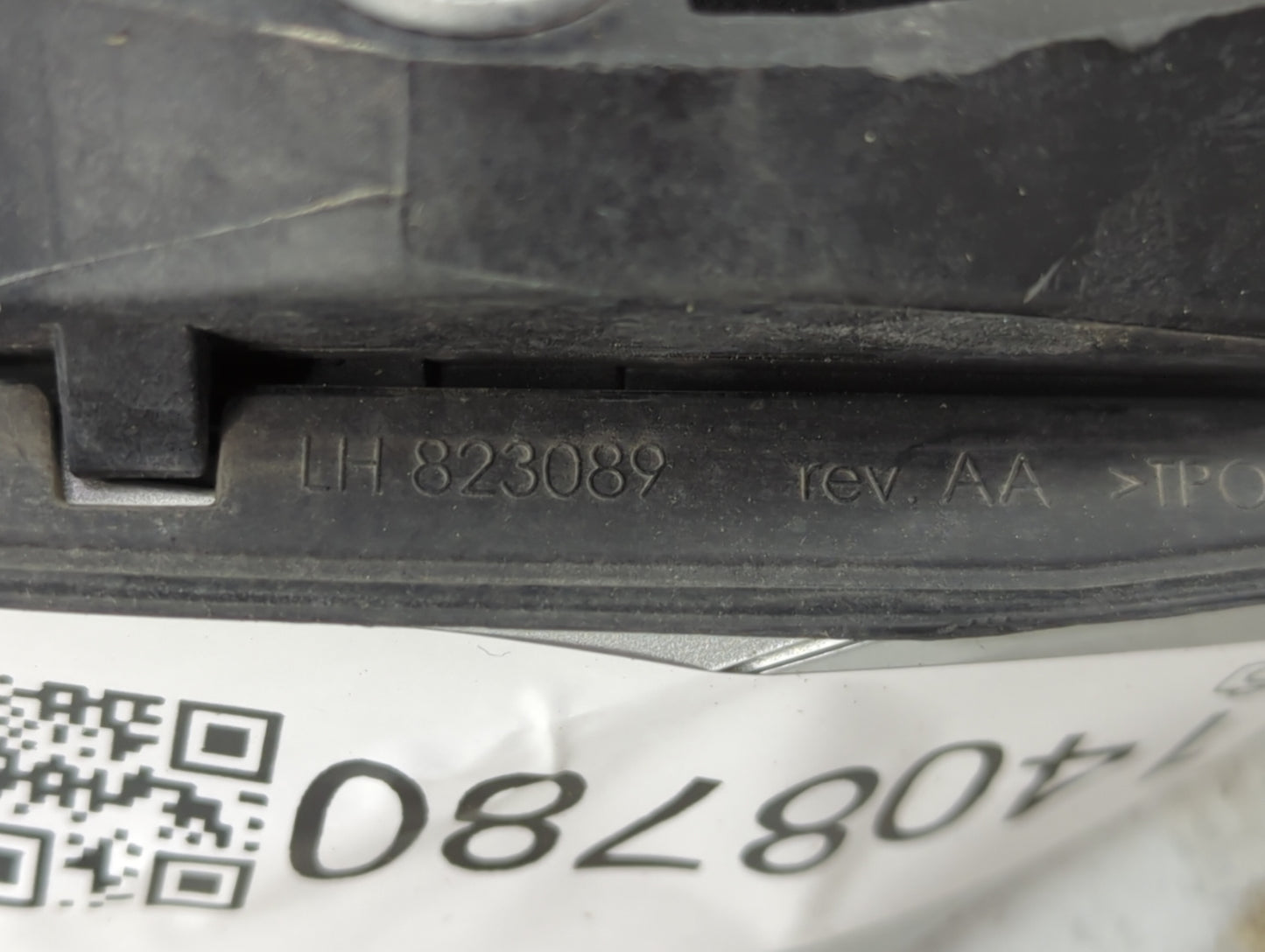 2010-2015 Chevrolet Camaro Driver Side View Mirror - Left Door Mirror OEM Used - Oemusedautoparts1.com