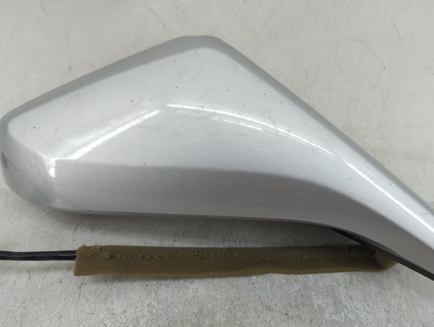 2010-2015 Chevrolet Camaro Driver Side View Mirror - Left Door Mirror OEM Used - Oemusedautoparts1.com