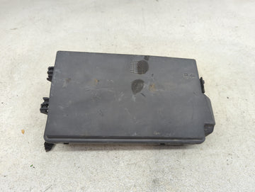 2012-2015 Chevrolet Camaro Fusebox Fuse Box Panel Relay Module Fits Fits 2012 2013 2014 2015 OEM Used Auto Parts - Oemusedau
