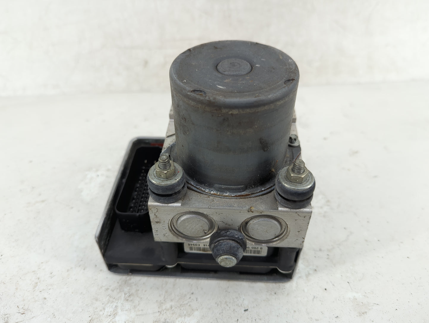 2012-2015 Chevrolet Camaro ABS Pump Control Module Replacement P/N:0 265 951 010 Fits Fits 2012 2013 2014 2015 OEM Used Auto