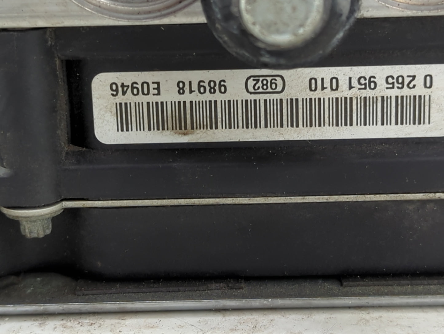 2012-2015 Chevrolet Camaro ABS Pump Control Module Replacement P/N:0 265 951 010 Fits Fits 2012 2013 2014 2015 OEM Used Auto
