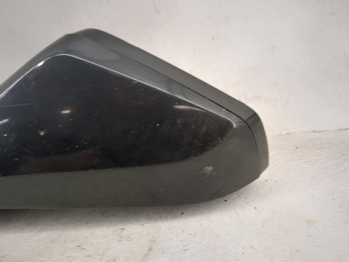 2010-2015 Chevrolet Camaro Driver Side View Mirror - Left Door Mirror OEM Used - Oemusedautoparts1.com