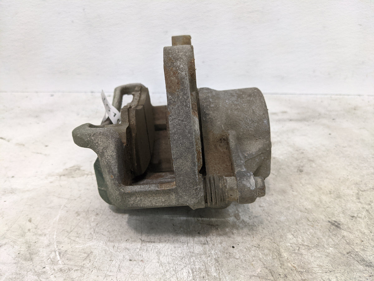 2010-2015 Chevrolet Camaro Front Driver Left Brake Caliper 1510717 - Oemusedautoparts1.com
