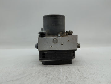 2012-2015 Chevrolet Camaro ABS Pump Control Module Replacement P/N:22914250 22873642, 22807507 Fits Fits 2012 2013 2014 2015 OEM Used Auto Parts