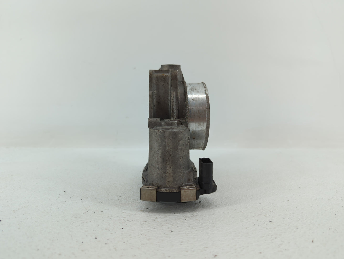 2012-2015 Chevrolet Camaro Throttle Body P/N:12670981AA 12632172BA Fits Fits 2012 2013 2014 2015 2016 2017 2018 2019 OEM Use