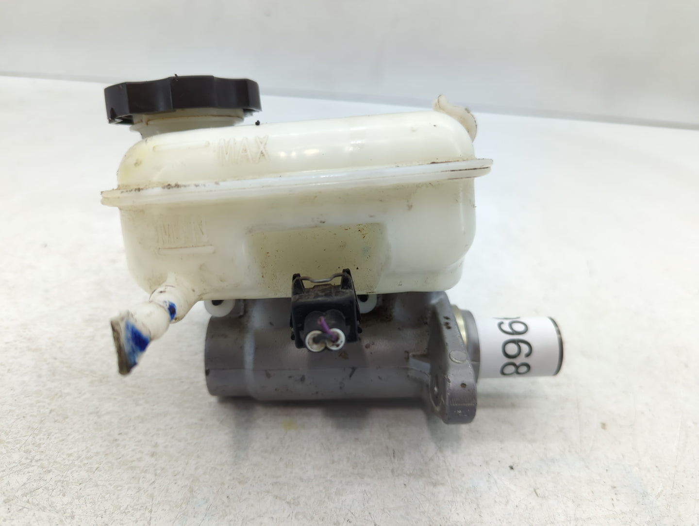 2010-2015 Chevrolet Camaro Brake Master Cylinder - Oemusedautoparts1.com