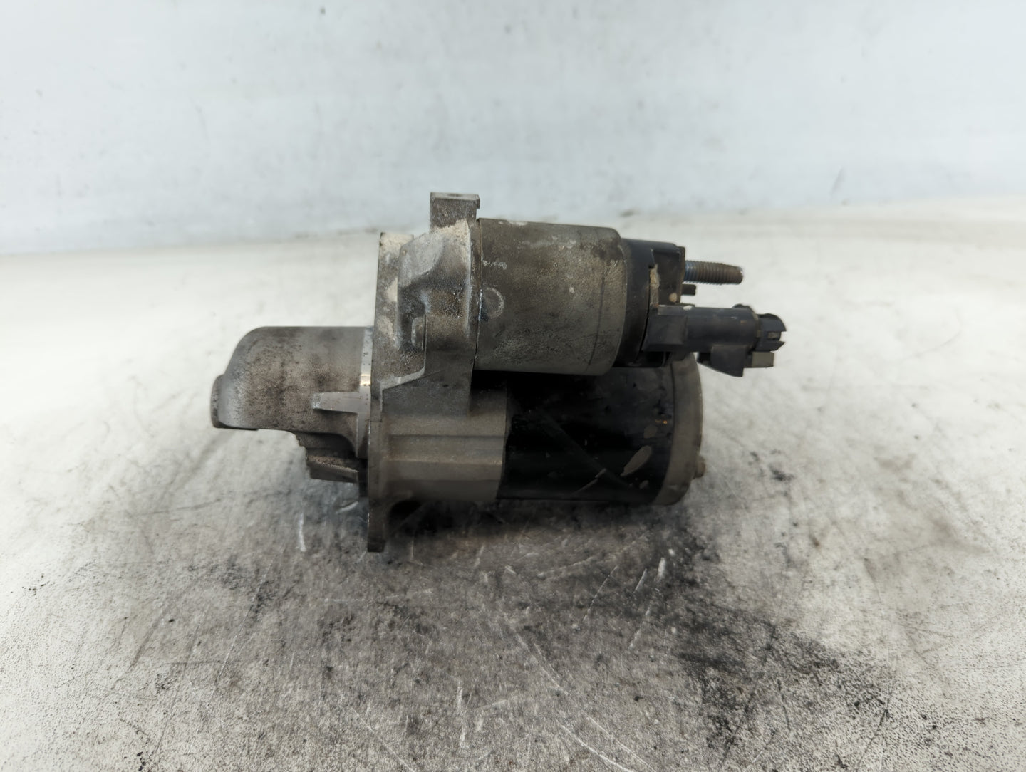 2010-2015 Chevrolet Camaro Car Starter Motor Solenoid OEM P/N:12644788 Fits Fits 2008 2009 2010 2011 2012 2013 2014 2015 OEM