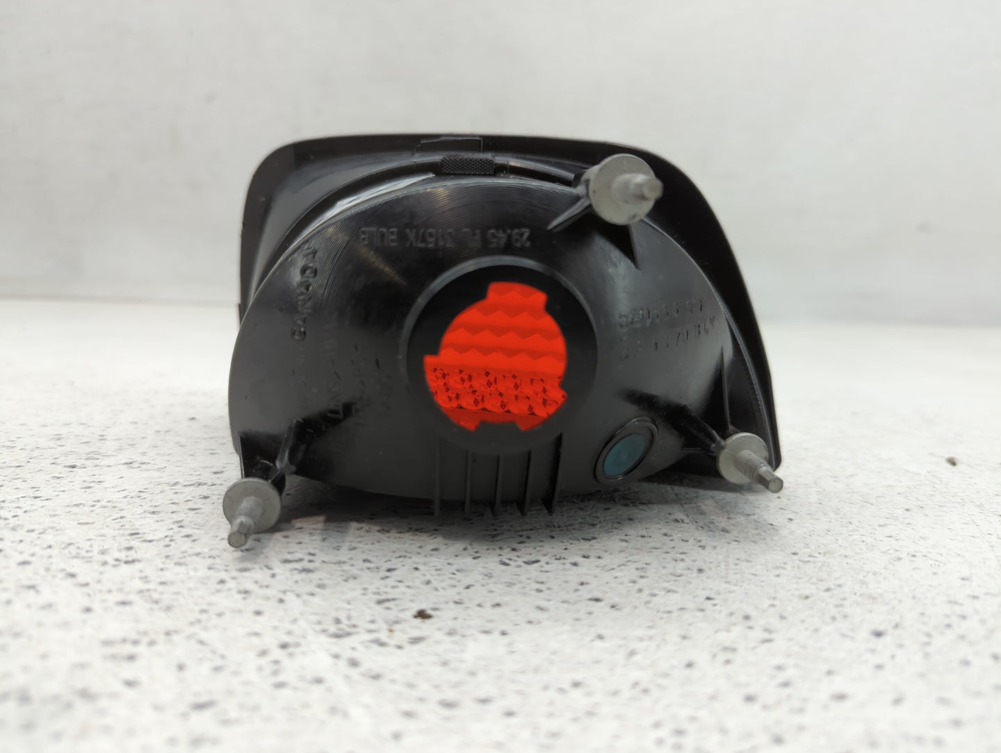 2010-2013 Chevrolet Camaro Tail Light Assembly Passenger Right OEM P/N:320370 Fits Fits 2010 2011 2012 2013 OEM Used Auto Pa