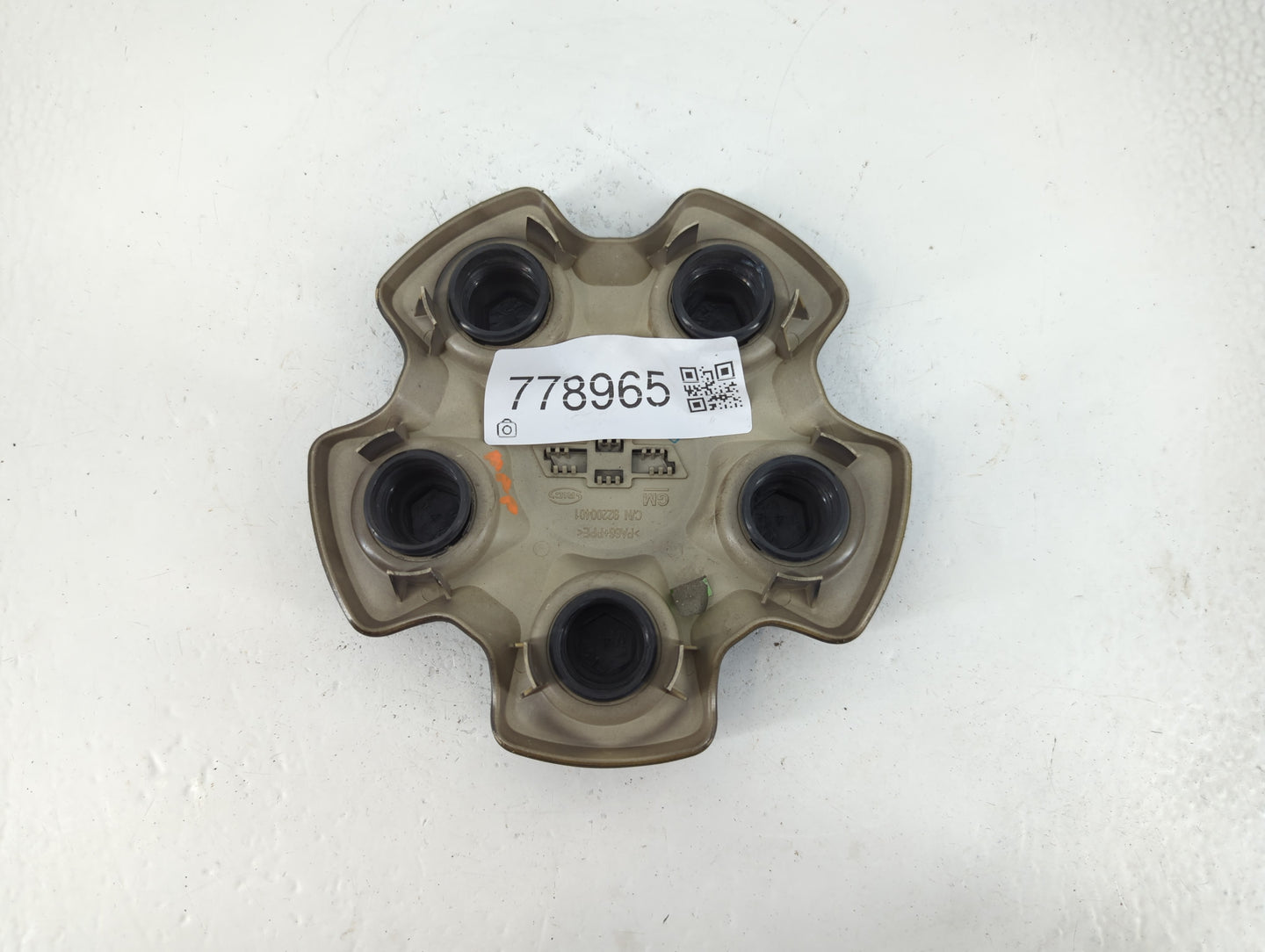 2013 Chevrolet Camaro Rim Wheel Center Cap - Oemusedautoparts1.com