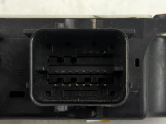 2013 Chevrolet Camaro PCM Engine Control Computer ECU ECM PCU OEM P/N:1358 9833 Fits OEM Used Auto Parts