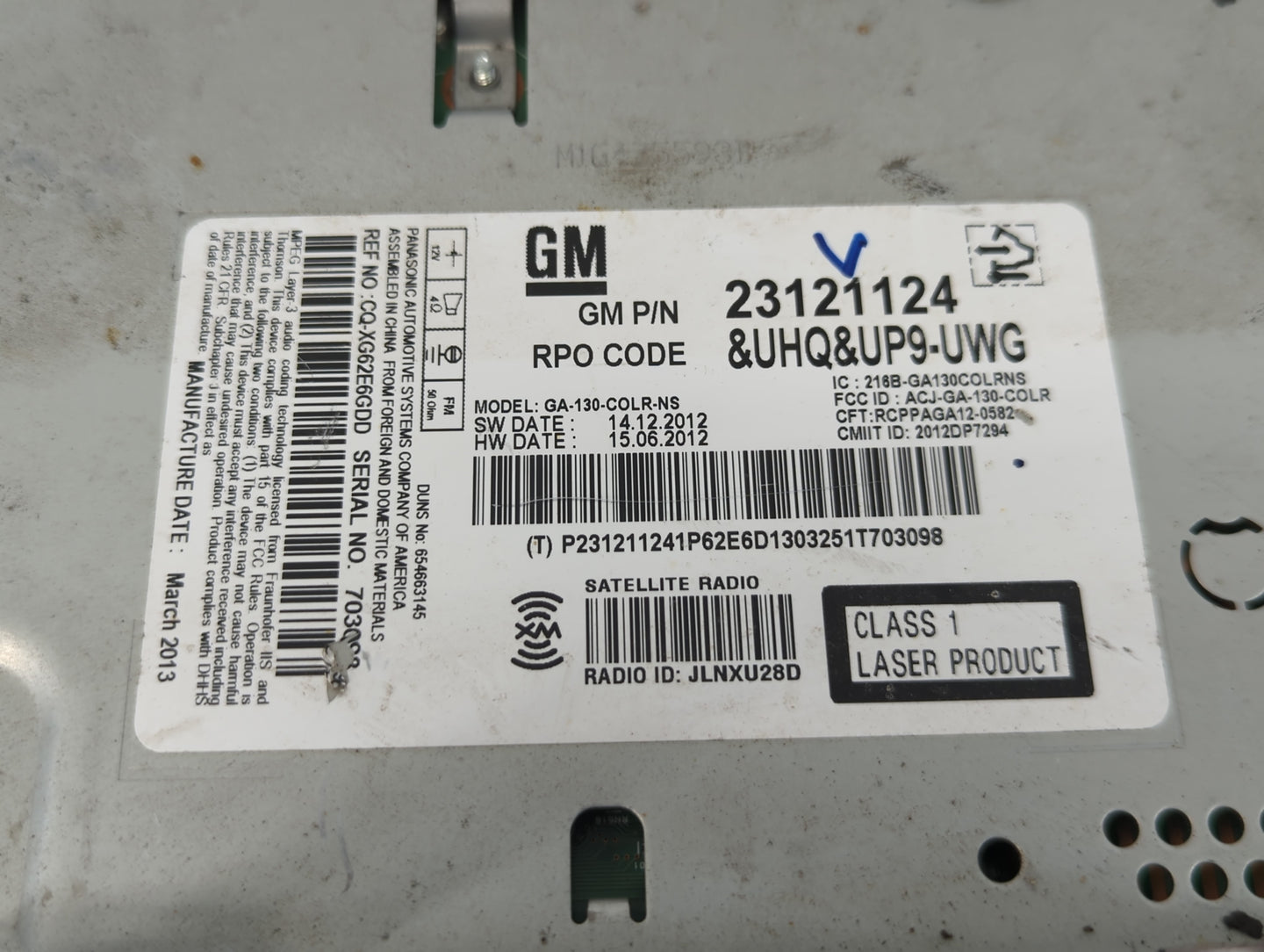 2013 Chevrolet Camaro Radio AM FM Cd Player Receiver Replacement P/N:23121124 Fits OEM Used Auto Parts - Oemusedautoparts1.c