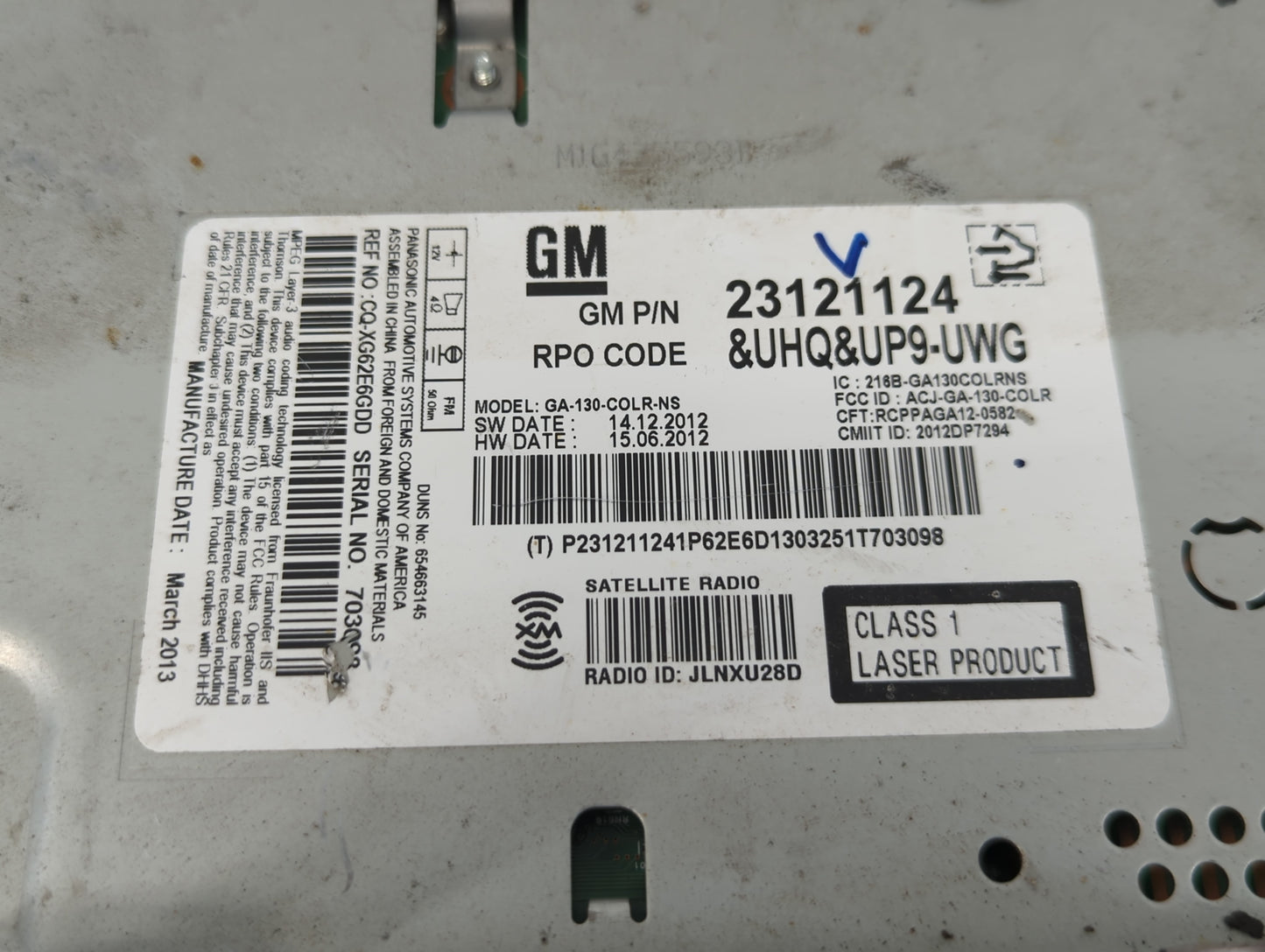 2013 Chevrolet Camaro Radio AM FM Cd Player Receiver Replacement P/N:23121124 Fits OEM Used Auto Parts - Oemusedautoparts1.c