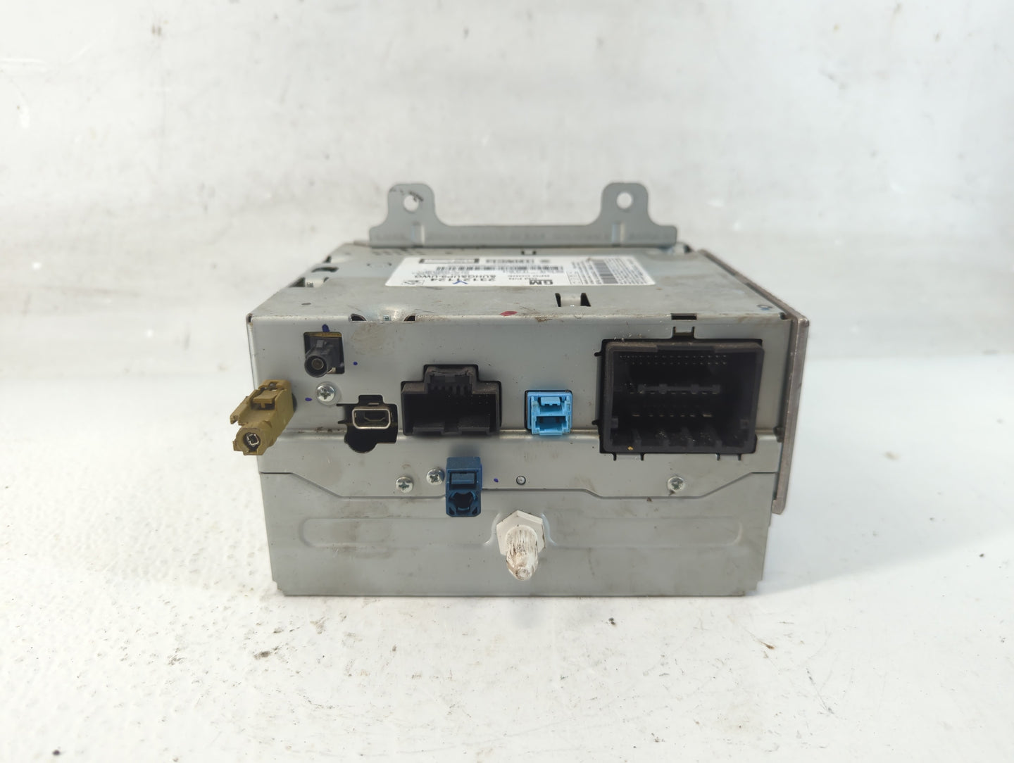2013 Chevrolet Camaro Radio AM FM Cd Player Receiver Replacement P/N:23121124 Fits OEM Used Auto Parts - Oemusedautoparts1.c