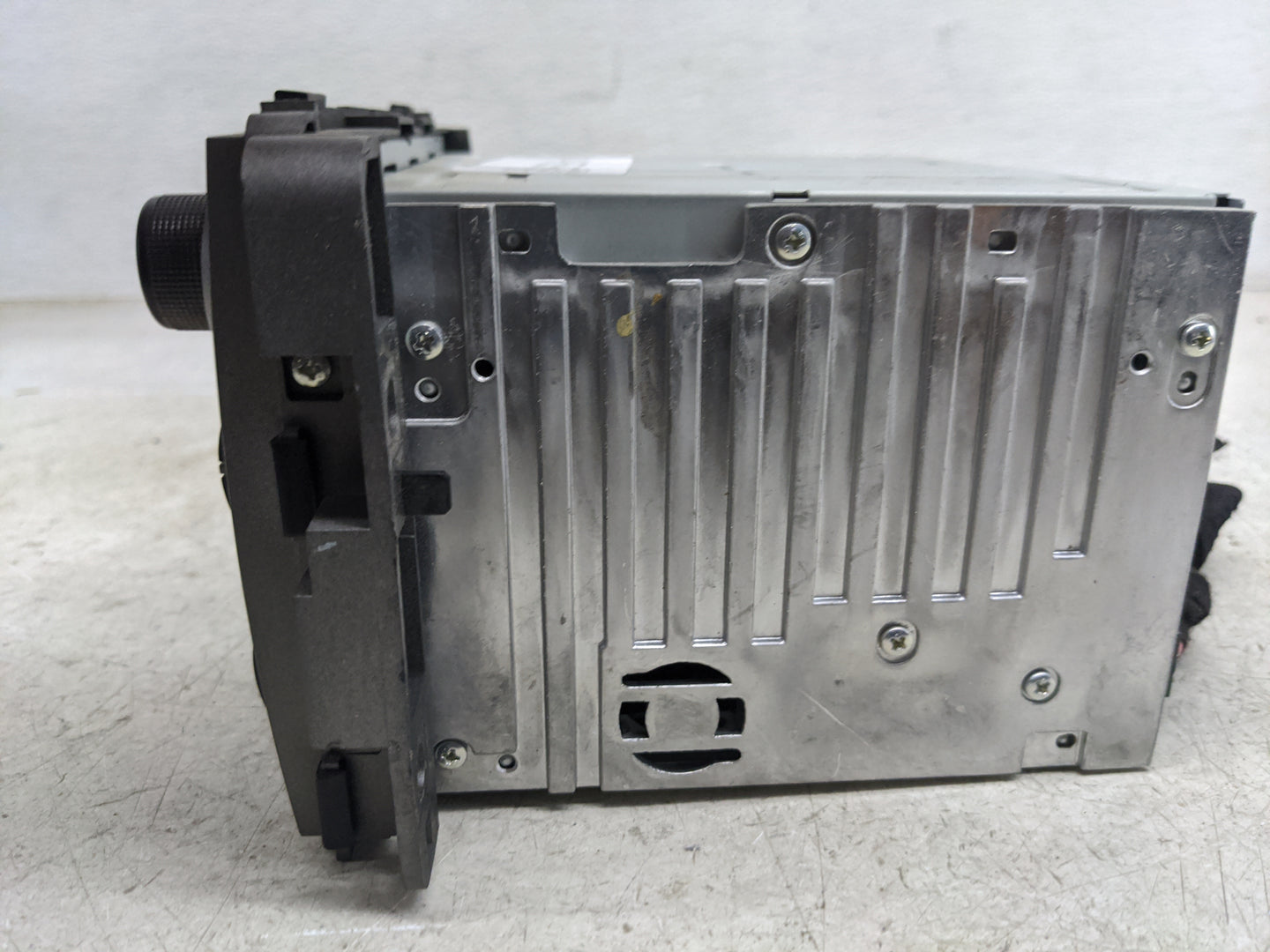 2013 Chevrolet Captiva Radio AM FM Cd Player Receiver Replacement P/N:22924485 123000-3950B101, 121962-0510A70 Fits OEM Used