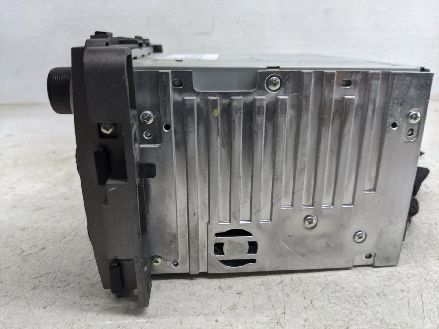 2013 Chevrolet Captiva Radio AM FM Cd Player Receiver Replacement P/N:22924485 123000-3950B101, 121962-0510A70 Fits OEM Used