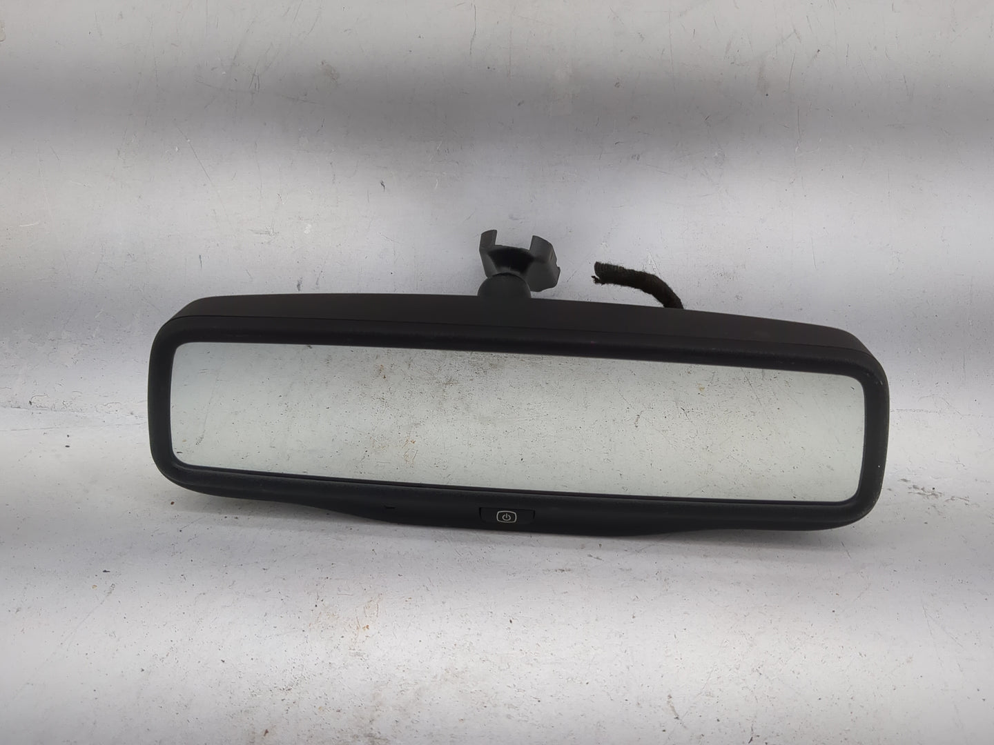 2013 Chevrolet Captiva Interior Rear View Mirror Replacement OEM P/N:E11 026137 GNTX-457 Fits OEM Used Auto Parts - Oemuseda