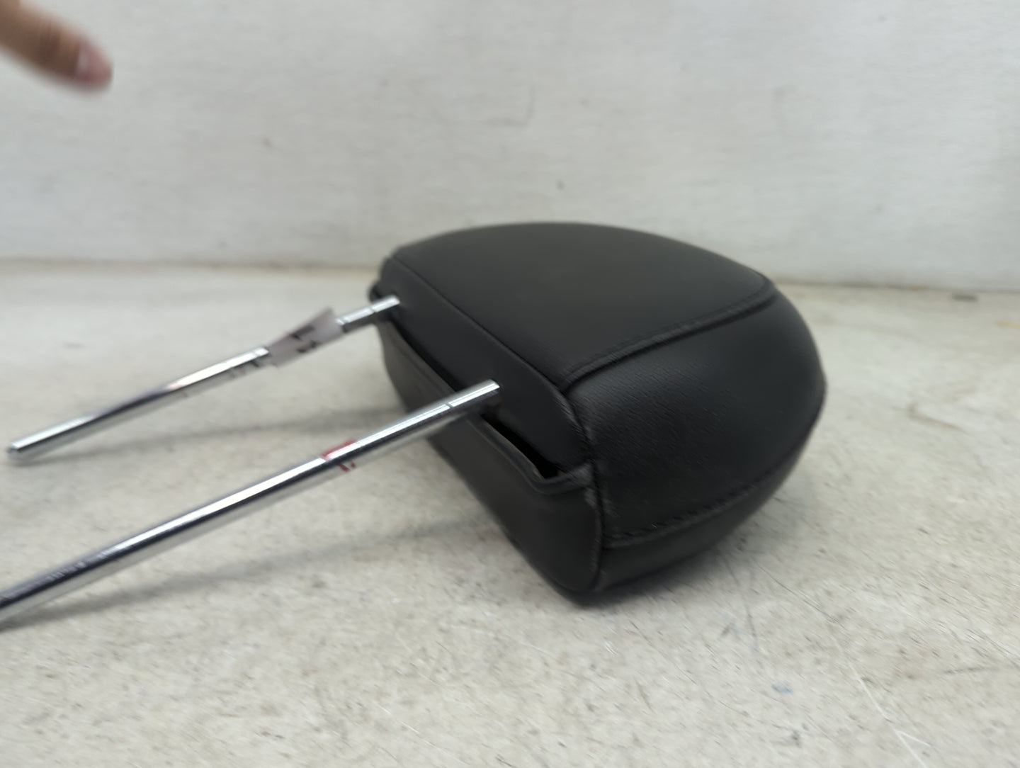 2013 Chevrolet Captiva Headrest Head Rest Front Driver Passenger Seat Fits OEM Used Auto Parts - Oemusedautoparts1.com