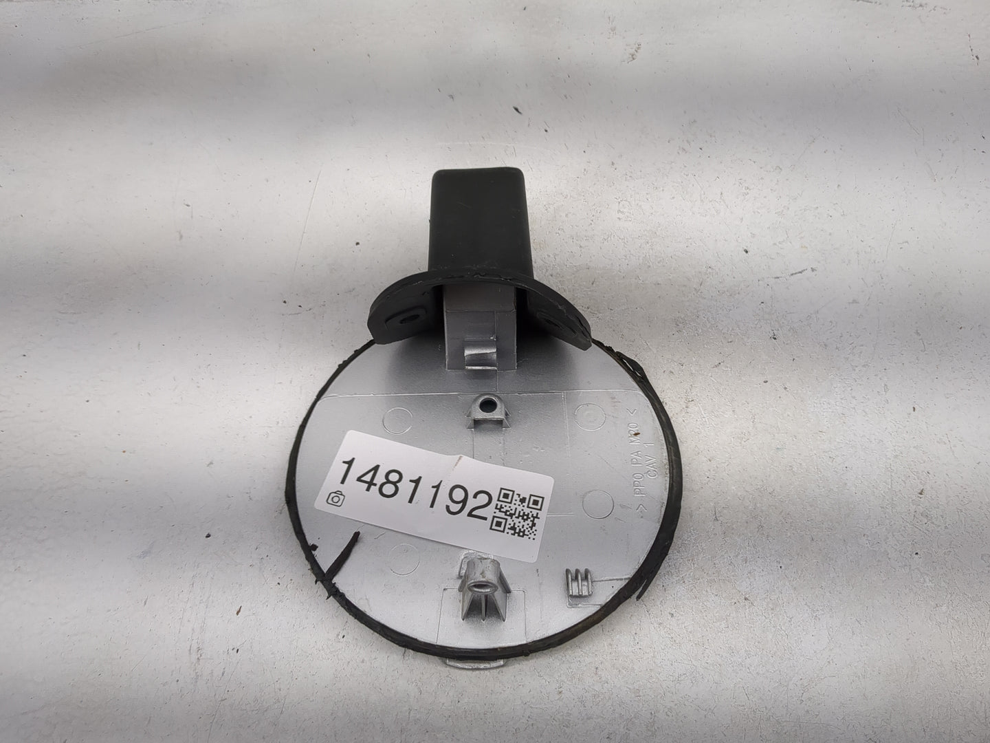2013 Chevrolet Captiva Fuel Tank Door Lid Gas Tank Silver - Oemusedautoparts1.com