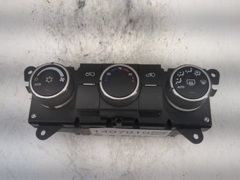 compare product 2012-2015 Chevrolet Captiva Climate Control Module Temperature AC/Heater Replacement P/N:GMT311C00FR-CPL 22772751 Fits OEM Used Auto Parts