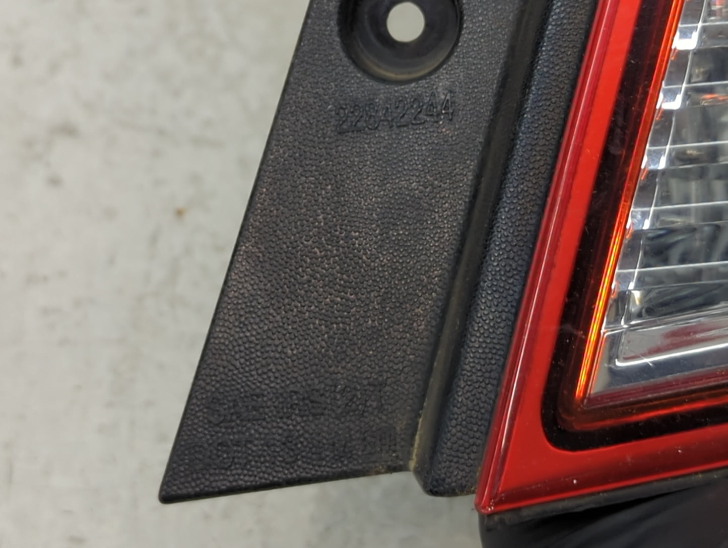 2013-2015 Chevrolet Captiva Sport Tail Light Assembly Passenger Right OEM Fits Fits 2013 2014 2015 OEM Used Auto Parts - Oem