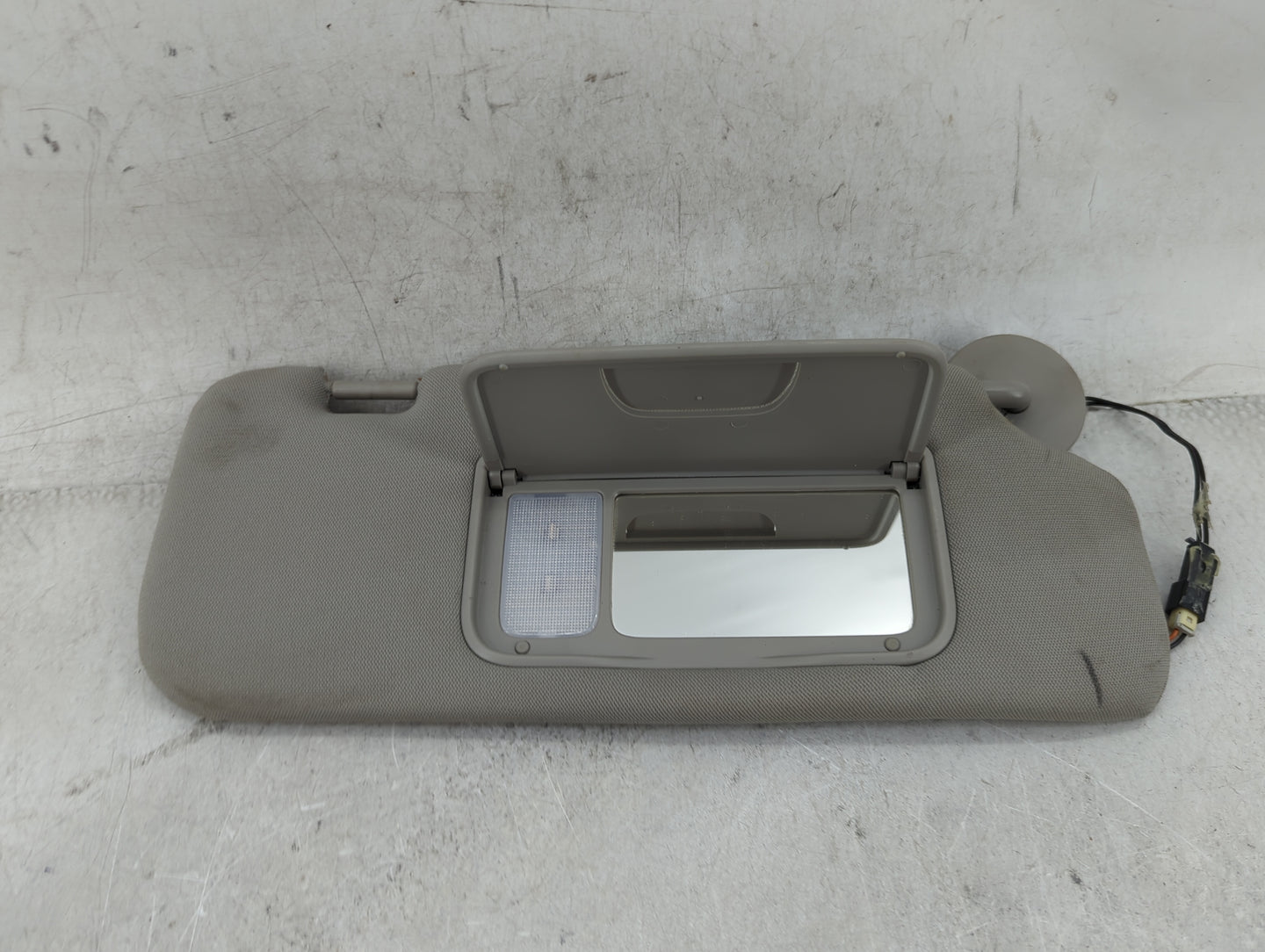 2012-2015 Chevrolet Captiva Sport Sun Visor Shade Replacement Passenger Right Mirror Fits Fits 2008 2009 2010 2012 2013 2014