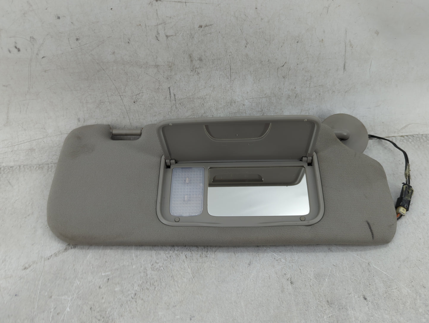 2012-2015 Chevrolet Captiva Sport Sun Visor Shade Replacement Passenger Right Mirror Fits Fits 2008 2009 2010 2012 2013 2014