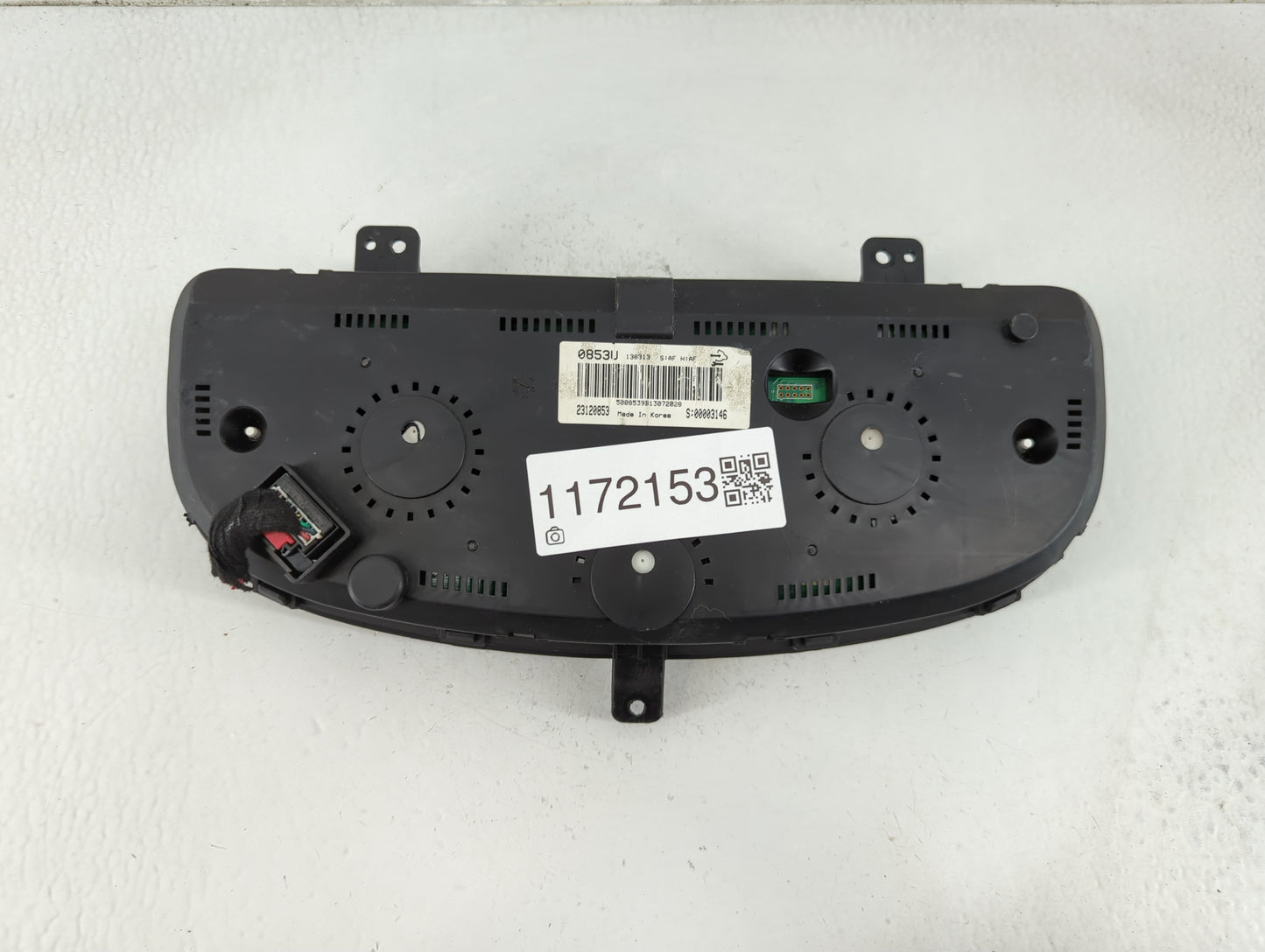 2013-2014 Chevrolet Captiva Sport Instrument Cluster Speedometer Gauges P/N:23120853 Fits Fits 2013 2014 OEM Used Auto Parts