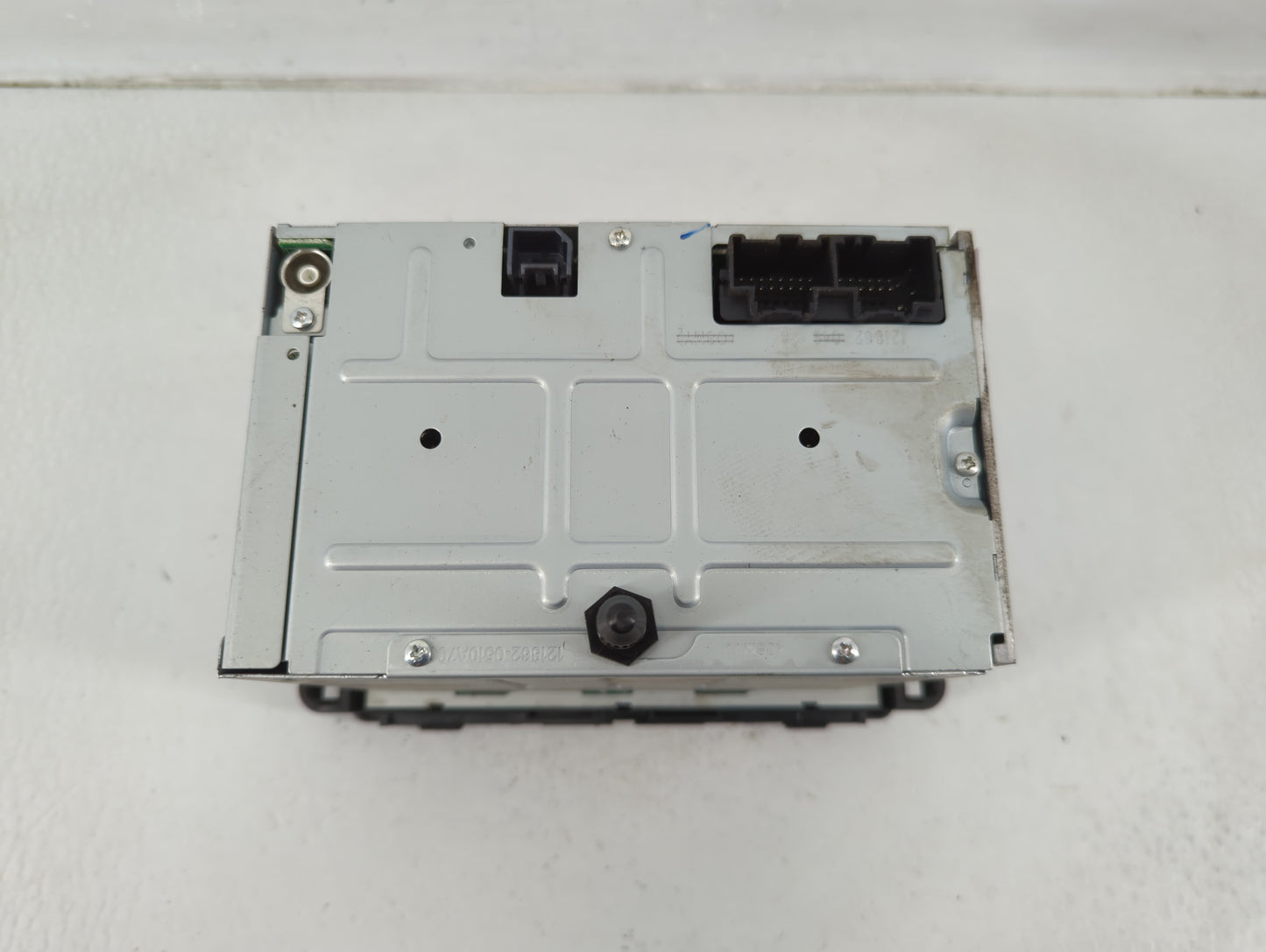 2013-2015 Chevrolet Captiva Sport Radio AM FM Cd Player Receiver Replacement P/N:22924485 Fits Fits 2013 2014 2015 OEM Used 