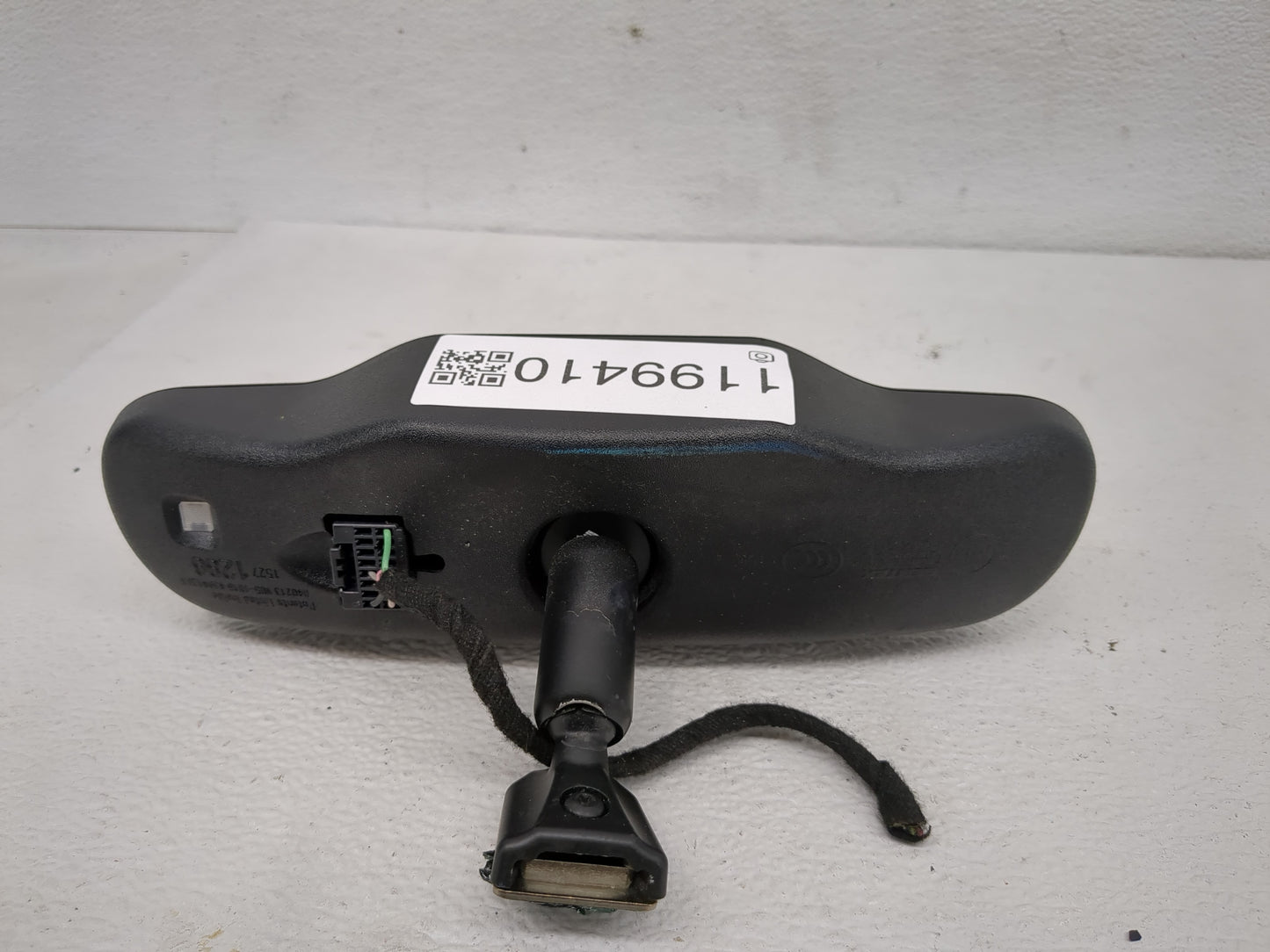 2013-2015 Chevrolet Captiva Sport Interior Rear View Mirror Replacement OEM Fits OEM Used Auto Parts - Oemusedautoparts1.com