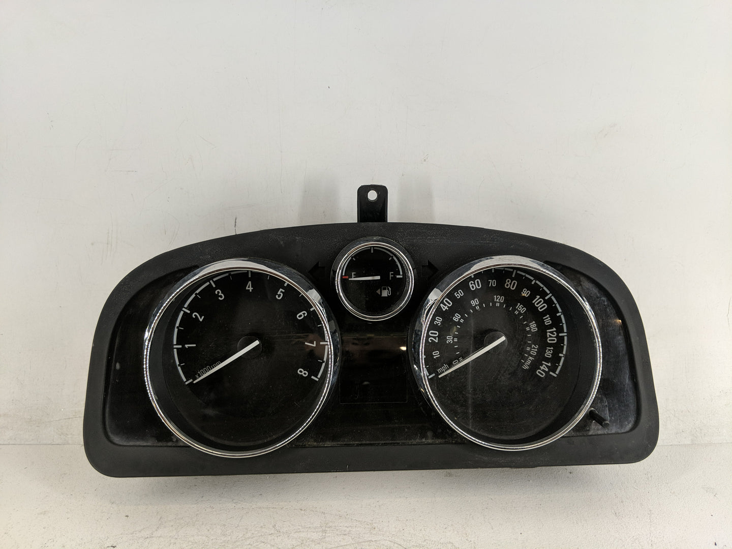 2013-2014 Chevrolet Captiva Sport Instrument Cluster Speedometer Gauges P/N:22975645 Fits Fits 2013 2014 OEM Used Auto Parts