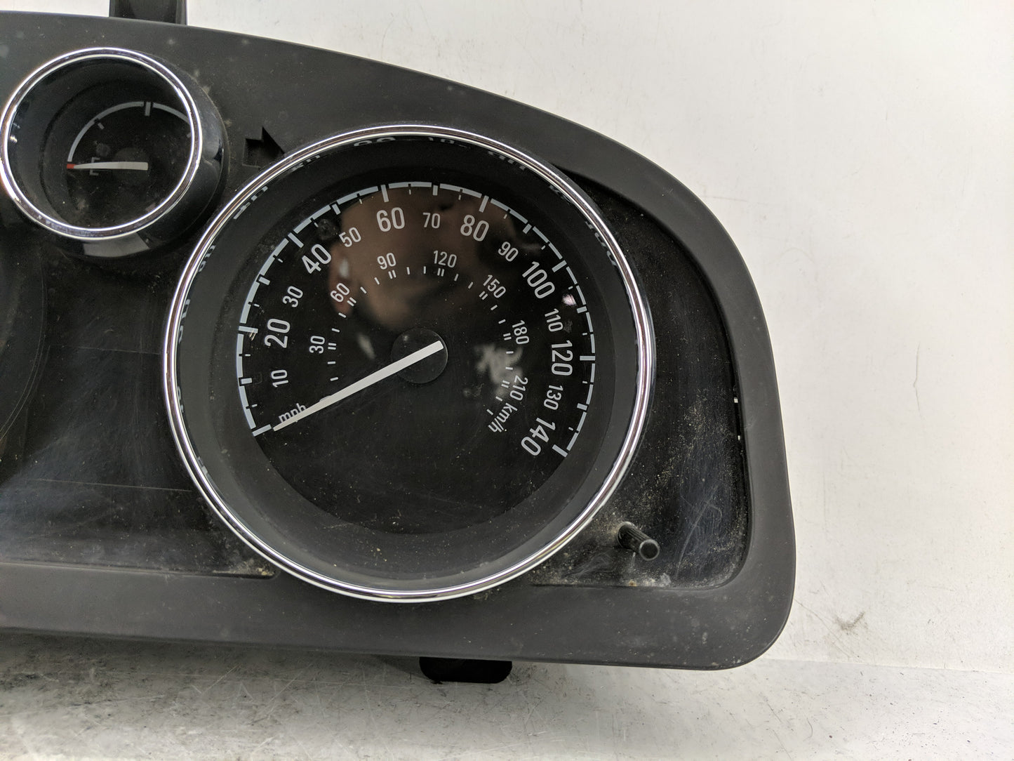 2013 Chevrolet Captiva Sport Instrument Cluster Speedometer Gauges P/N:22938342 22975645 Fits OEM Used Auto Parts - Oemuseda