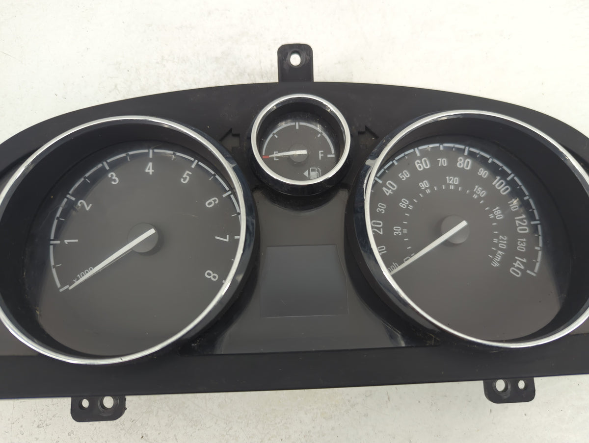 2013-2014 Chevrolet Captiva Sport Instrument Cluster Speedometer Gauges P/N:23120853 Miles:166K Fits Fits 2013 2014 OEM Used
