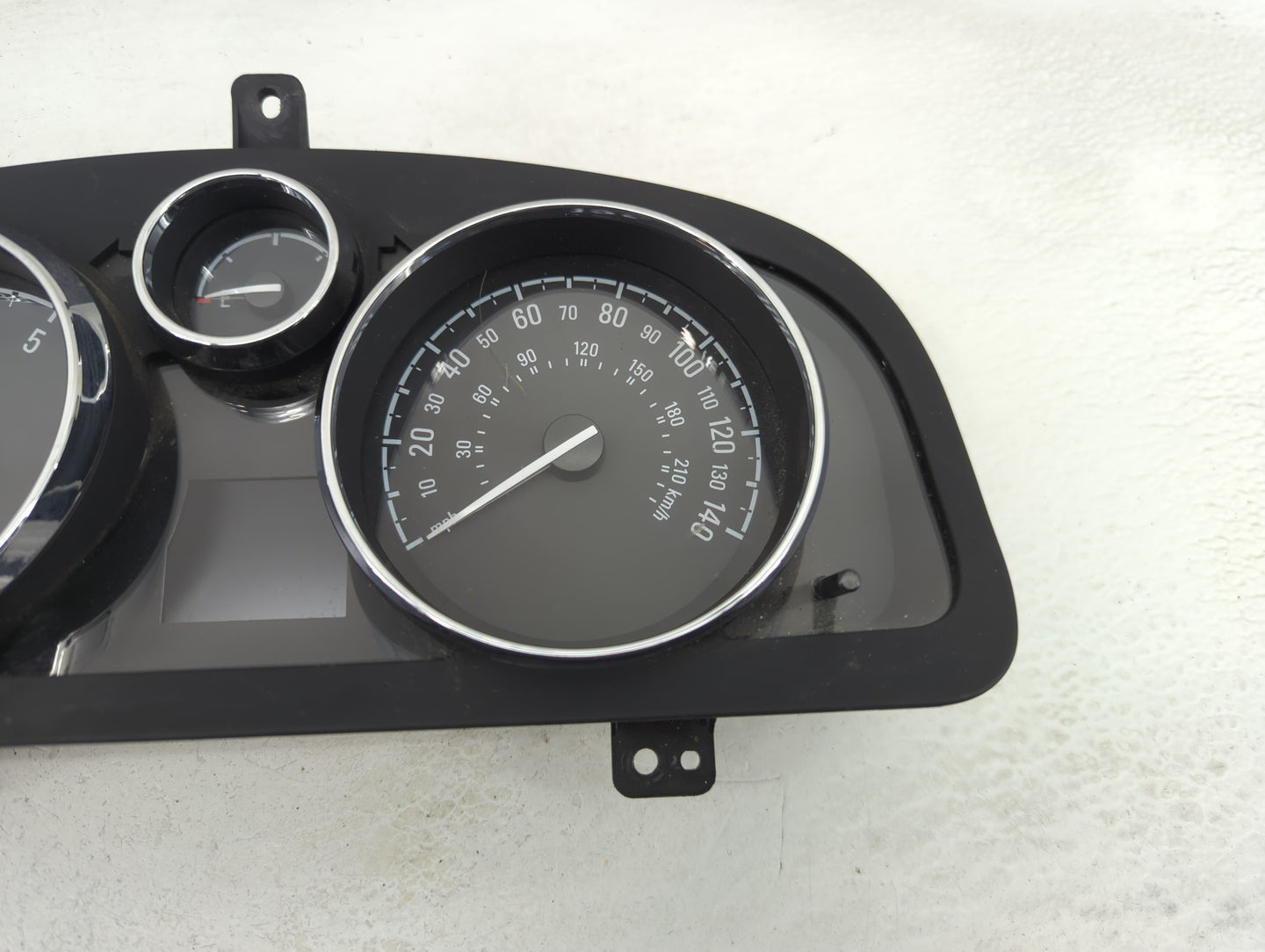 2013-2014 Chevrolet Captiva Sport Instrument Cluster Speedometer Gauges P/N:22938342 Fits Fits 2013 2014 OEM Used Auto Parts