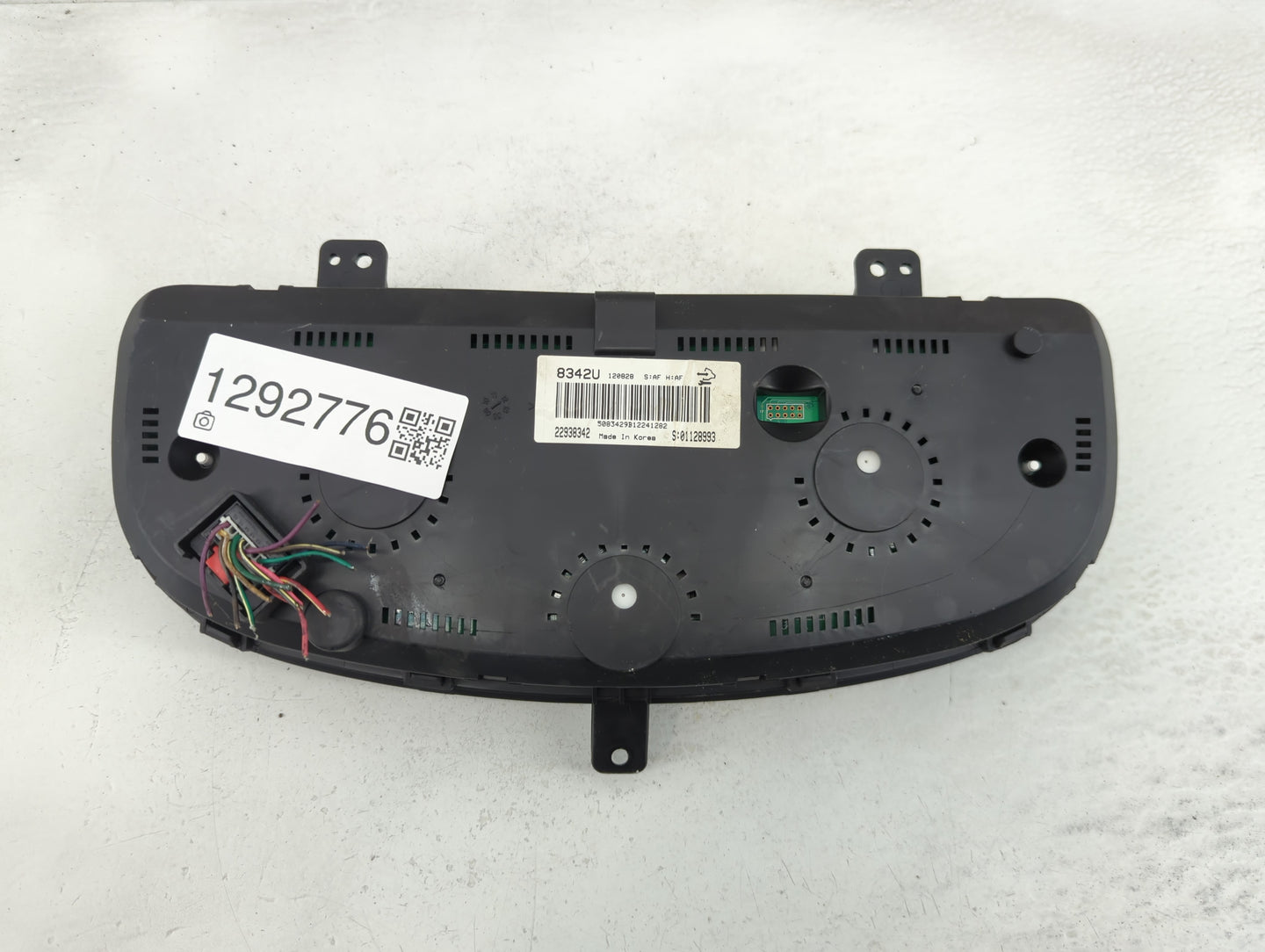 2013-2014 Chevrolet Captiva Sport Instrument Cluster Speedometer Gauges P/N:22938342 Fits Fits 2013 2014 OEM Used Auto Parts