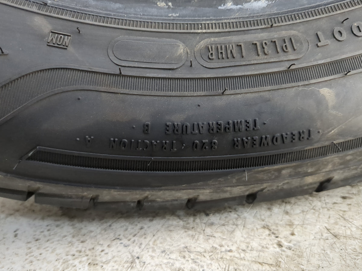 Used Tire 235/55R18 GOODYEAR ASSURANCE MAXLIFE 100V - Tread Depth 11/32 - Oemusedautoparts1.com