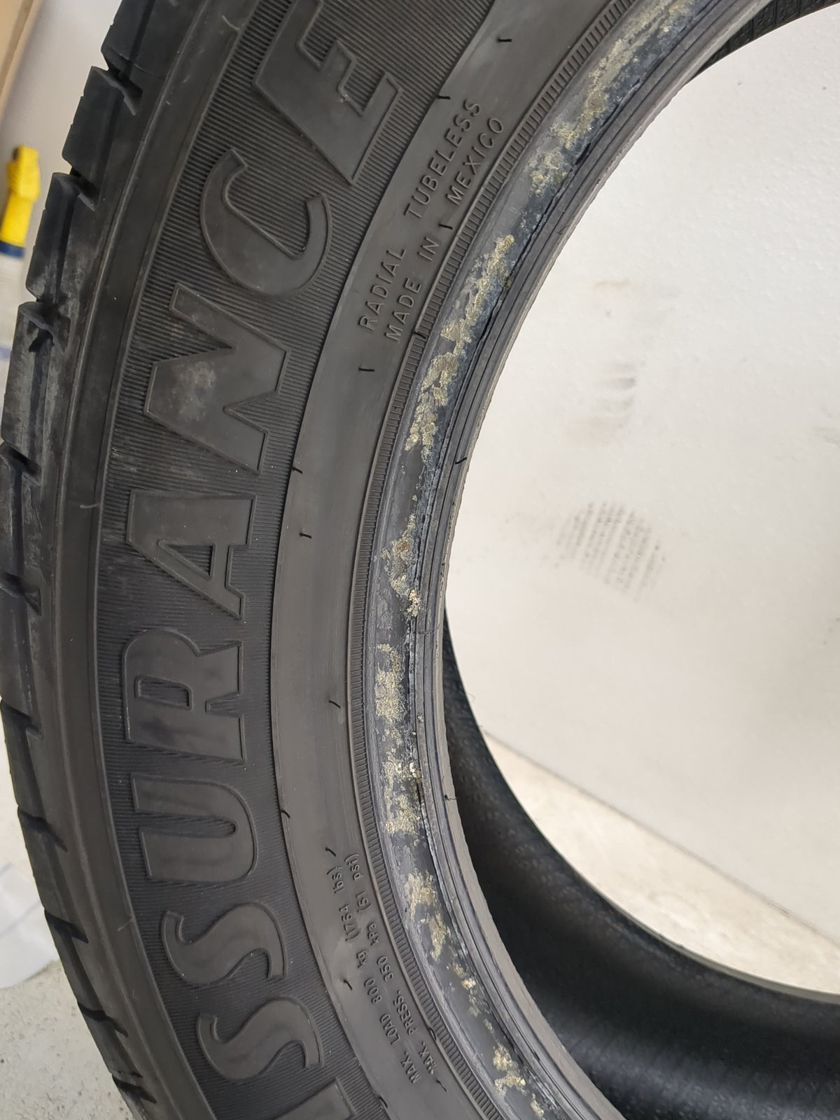 Used Tire 235/55R18 GOODYEAR ASSURANCE MAXLIFE 100V - Tread Depth 11/32 - Oemusedautoparts1.com