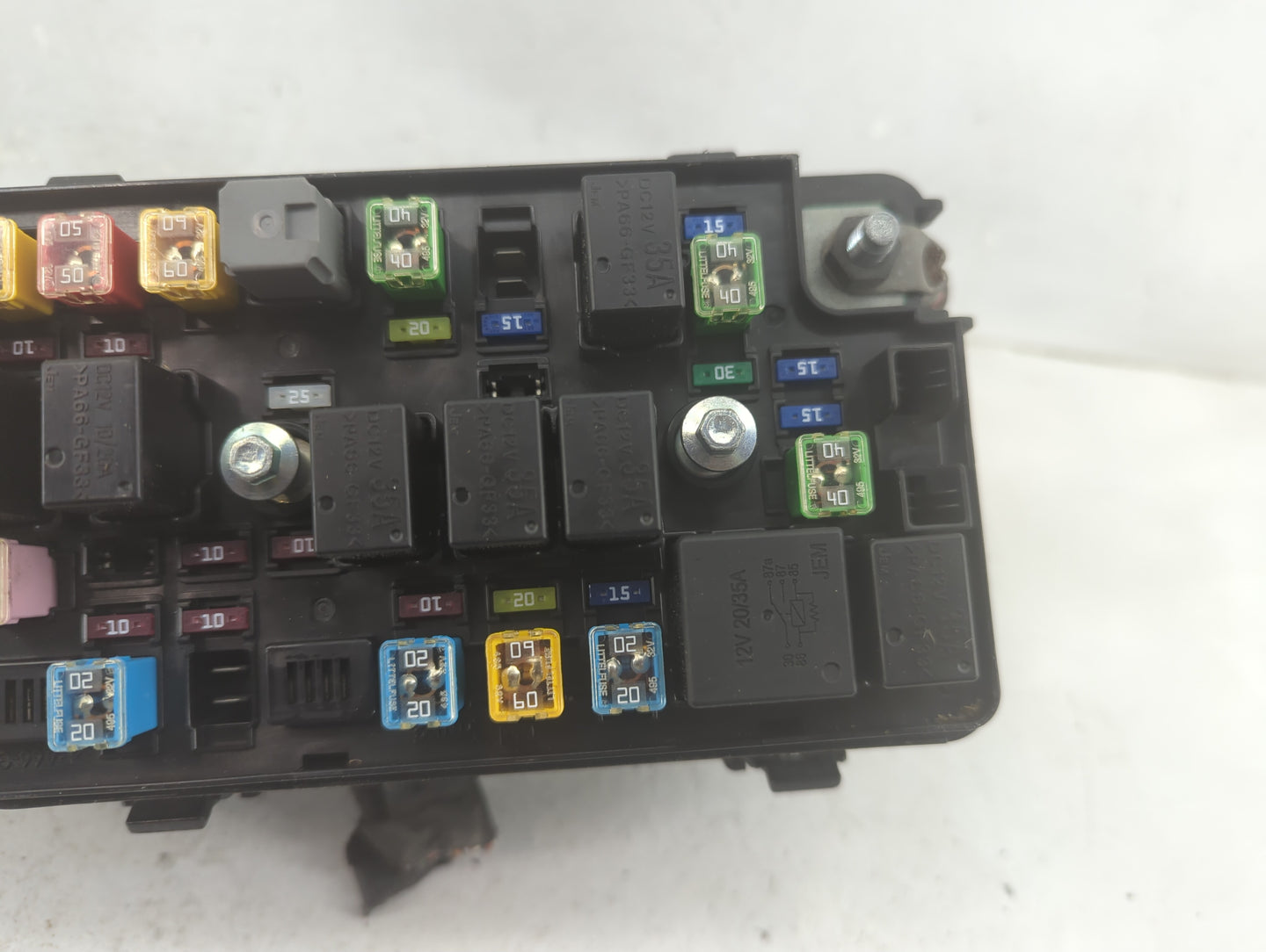2012-2015 Chevrolet Captiva Sport Fusebox Fuse Box Panel Relay Module Fits Fits 2012 2013 2014 2015 OEM Used Auto Parts - Oe