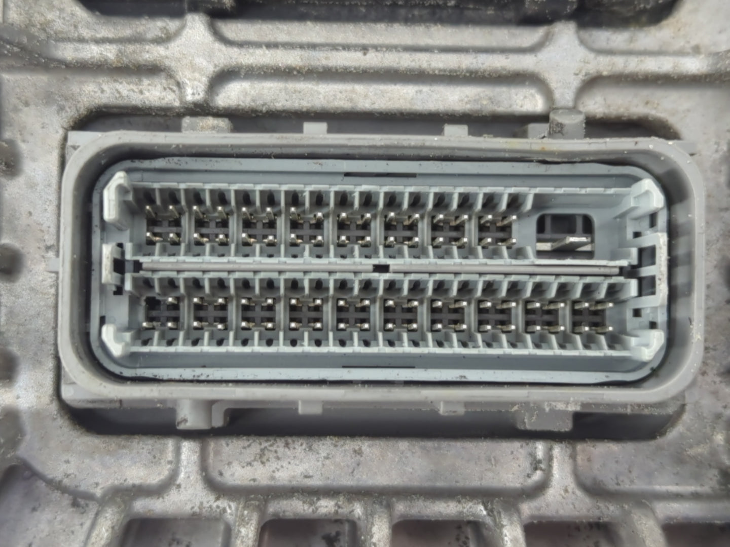 2013-2015 Chevrolet Captiva Sport PCM Engine Control Computer ECU ECM PCU OEM P/N:12655476 Fits Fits 2013 2014 2015 2016 OEM