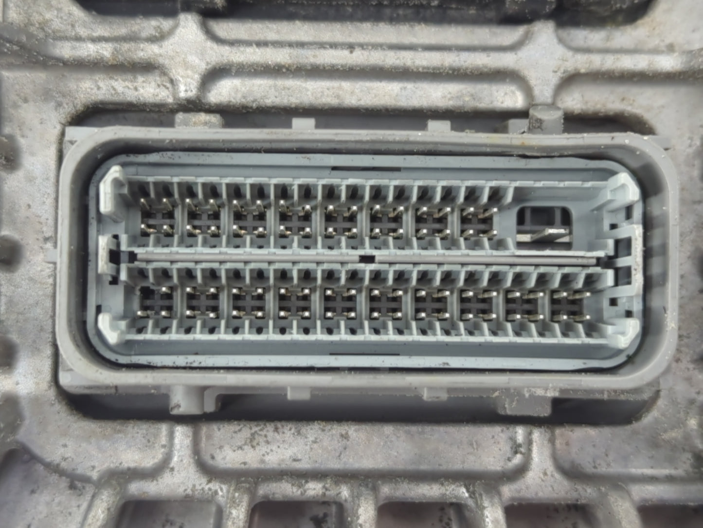 2013-2015 Chevrolet Captiva Sport PCM Engine Control Computer ECU ECM PCU OEM P/N:12655476 Fits Fits 2013 2014 2015 2016 OEM