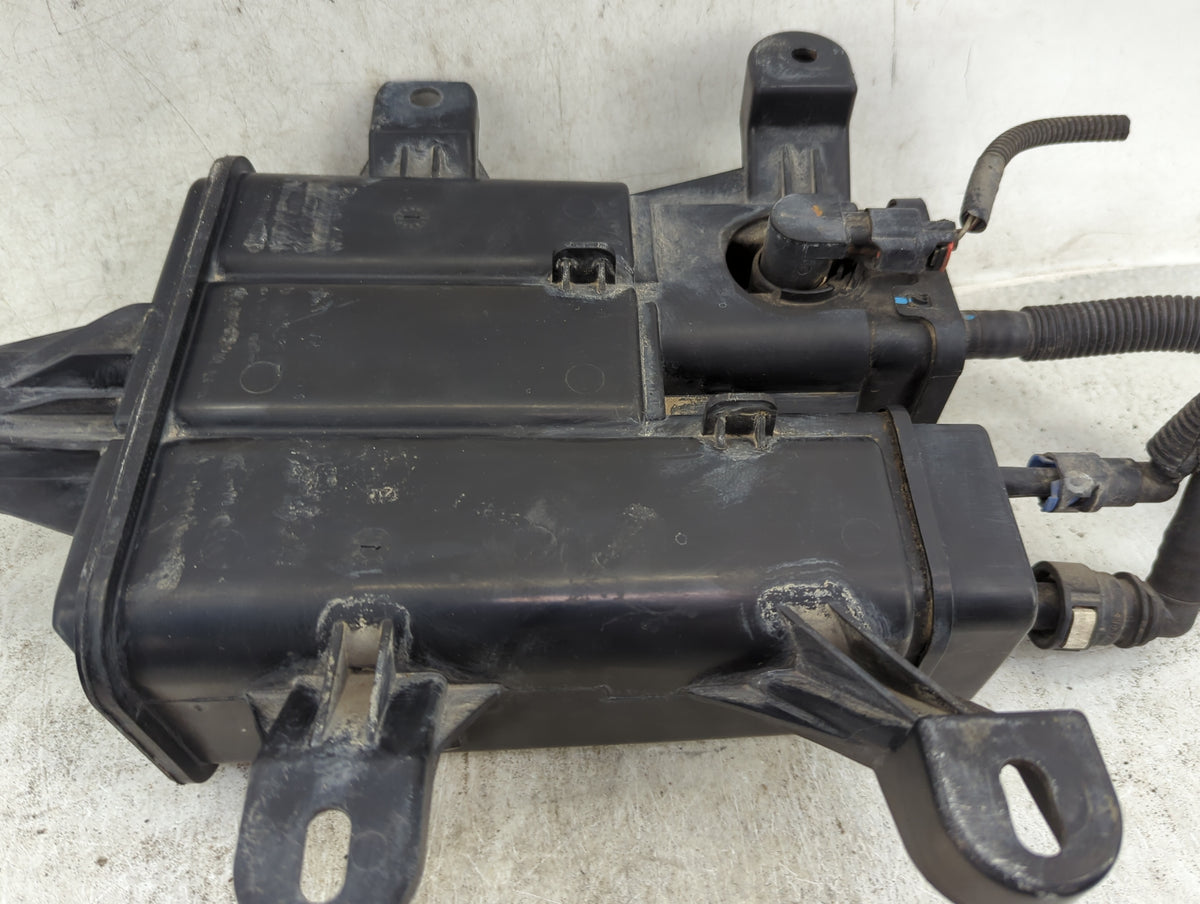 2013 Chevrolet Captiva Sport Fuel Vapor Charcoal Canister 1432909 - Oemusedautoparts1.com