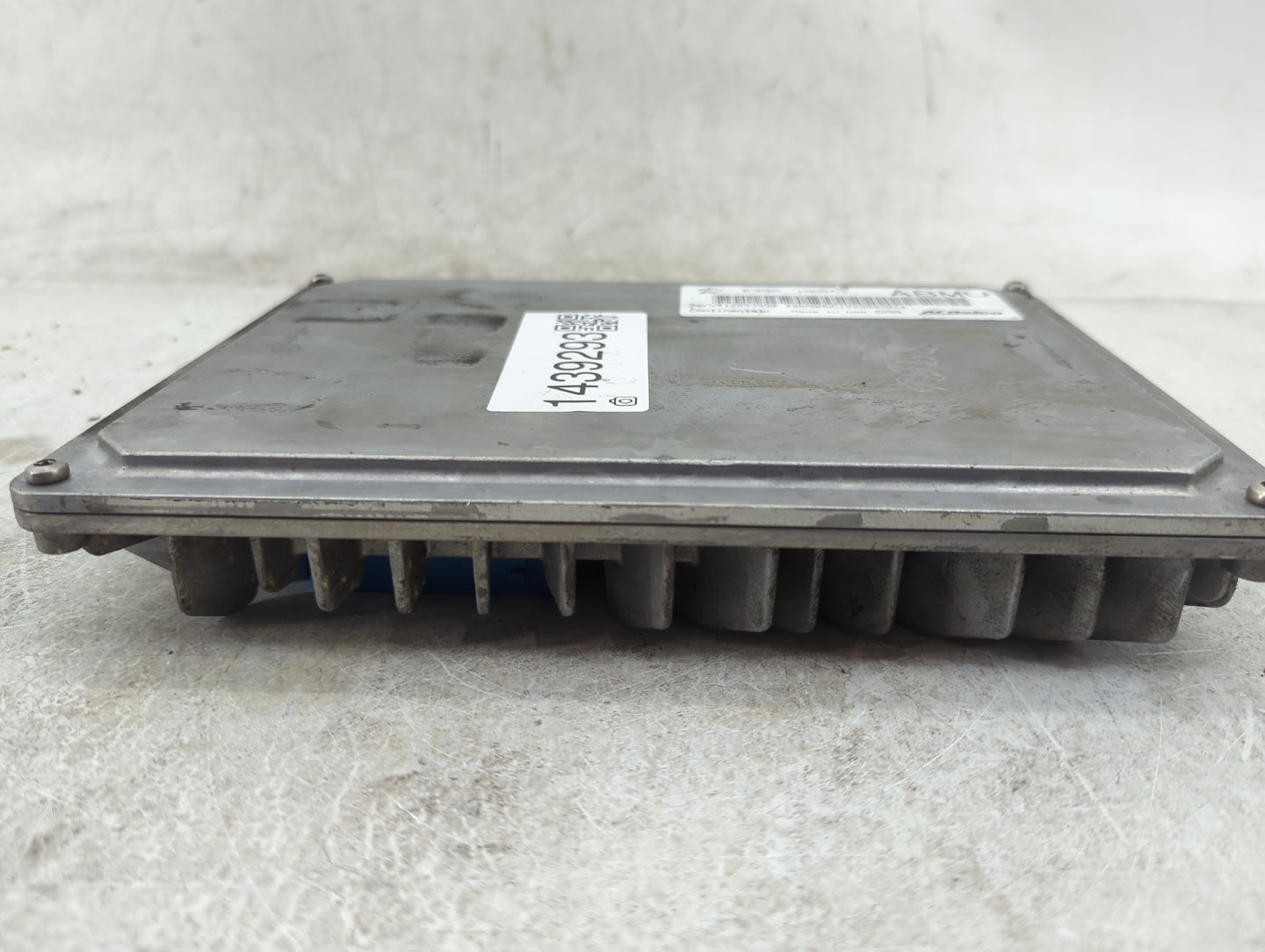 2013-2015 Chevrolet Captiva Sport PCM Engine Control Computer ECU ECM PCU OEM P/N:12655476 12653998 Fits Fits 2013 2014 2015