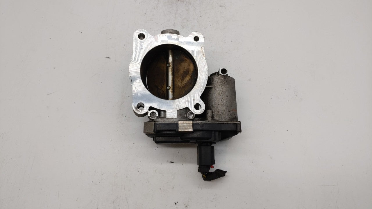 2012-2015 Chevrolet Captiva Sport Throttle Body P/N:12632101CA Fits Fits 2012 2013 2014 2015 OEM Used Auto Parts - Oemusedau