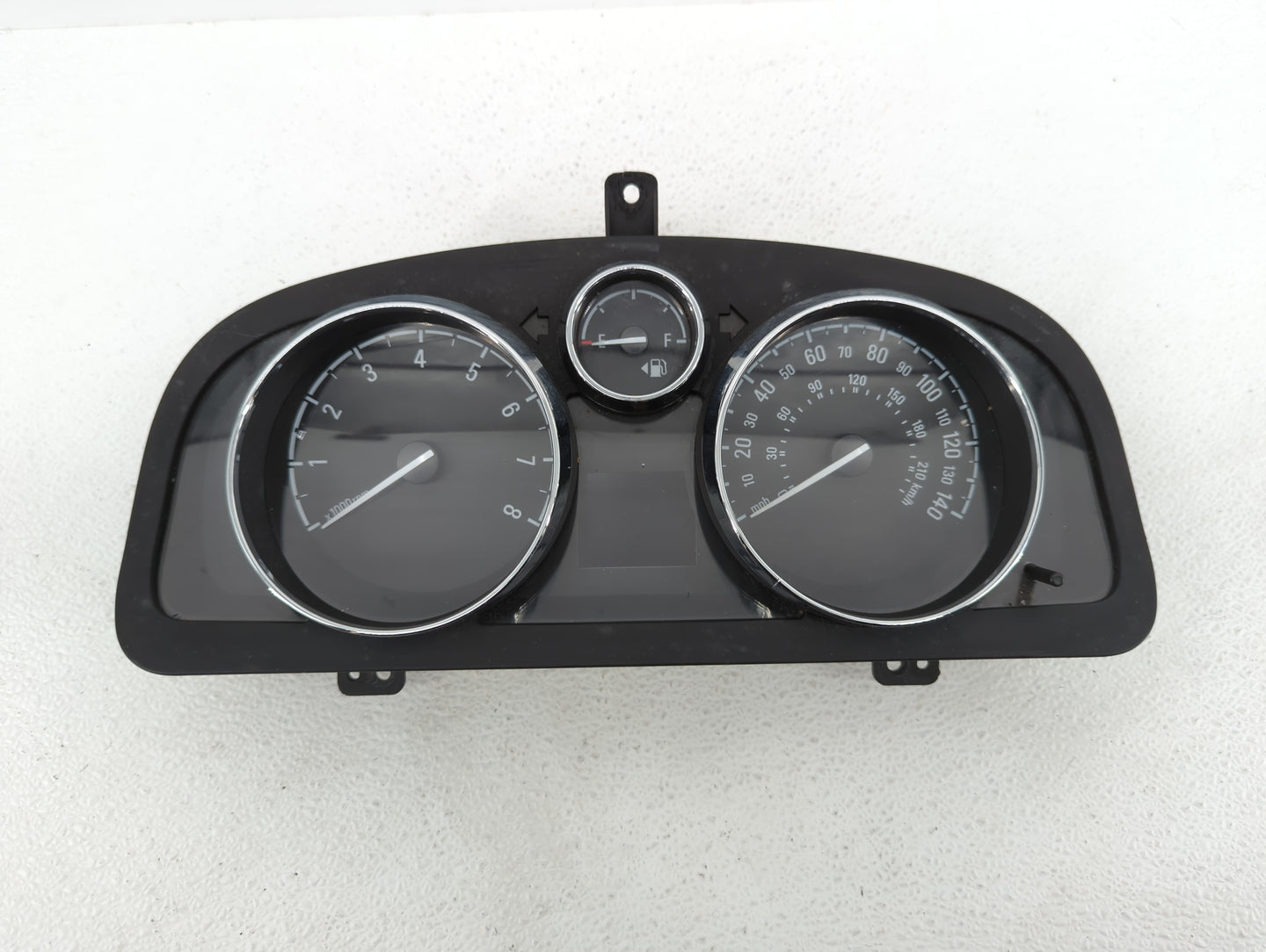 2013-2014 Chevrolet Captiva Sport Instrument Cluster Speedometer Gauges P/N:22975645 23167552 Fits Fits 2013 2014 OEM Used A