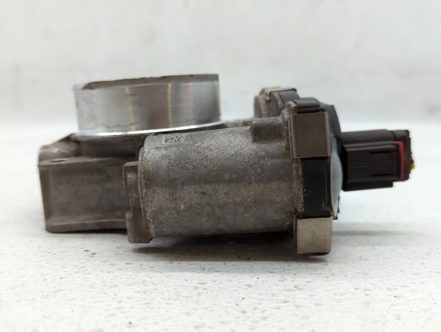 2012-2015 Chevrolet Captiva Sport Throttle Body P/N:12632101CA Fits Fits 2012 2013 2014 2015 OEM Used Auto Parts - Oemusedau