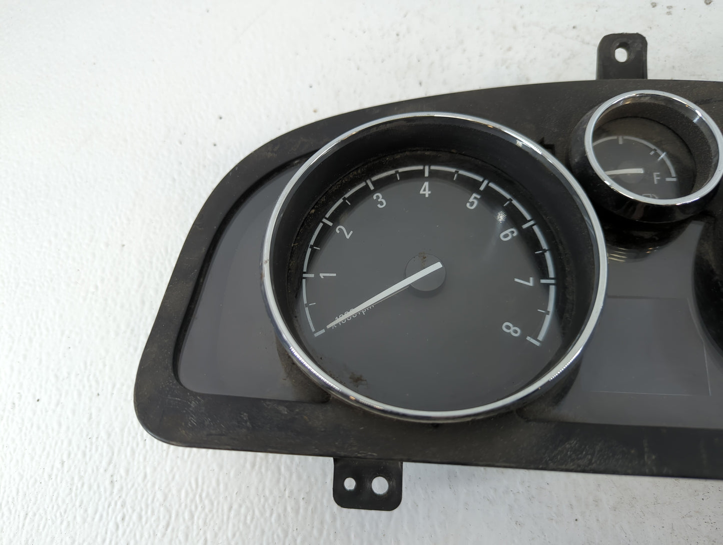2013-2014 Chevrolet Captiva Sport Instrument Cluster Speedometer Gauges P/N:22975645 Fits Fits 2013 2014 OEM Used Auto Parts
