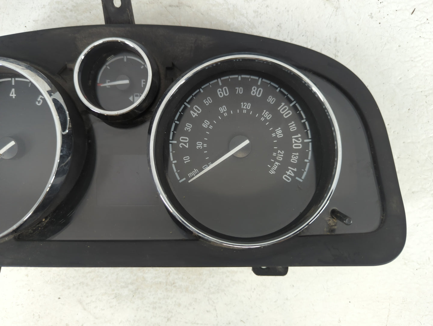 2013-2014 Chevrolet Captiva Sport Instrument Cluster Speedometer Gauges P/N:22975645 5645U120914 Fits Fits 2013 2014 OEM Use