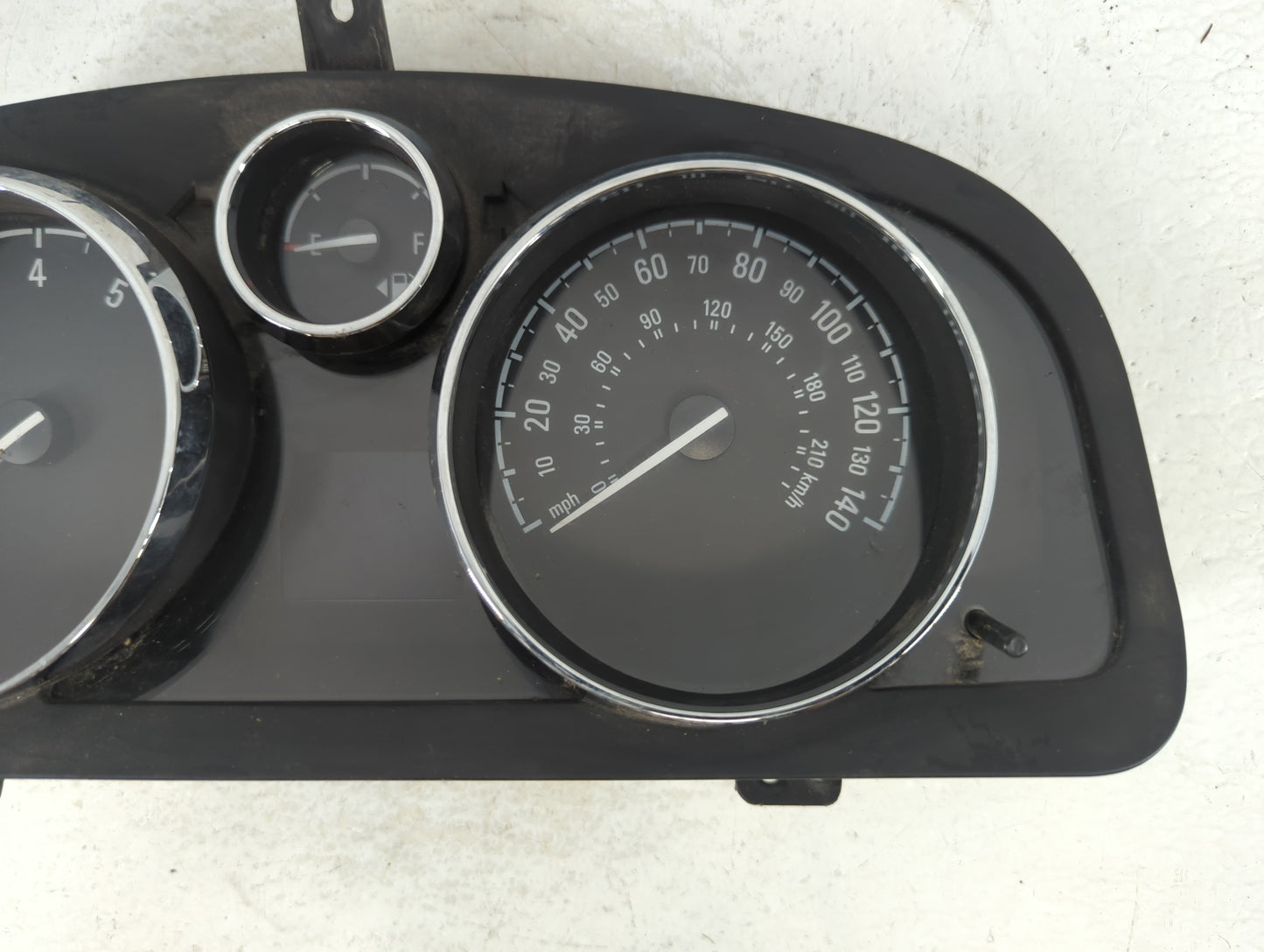 2013-2014 Chevrolet Captiva Sport Instrument Cluster Speedometer Gauges P/N:22975645 5645U120914 Fits Fits 2013 2014 OEM Use